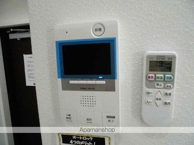 エヌエムキャラントシスの内装写真