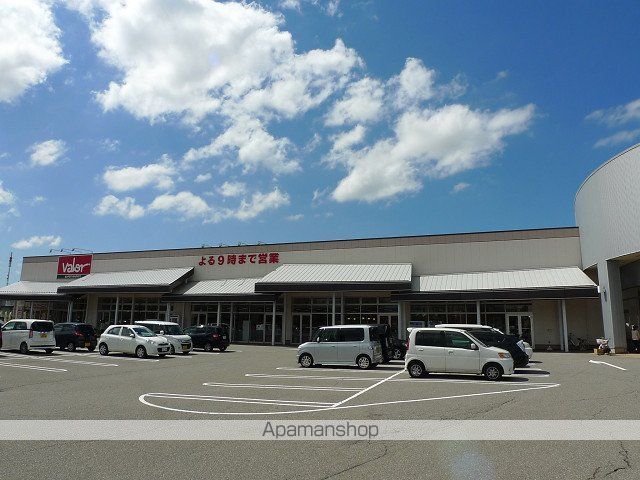 リビングタウン野々市壱番館 Bの周辺写真