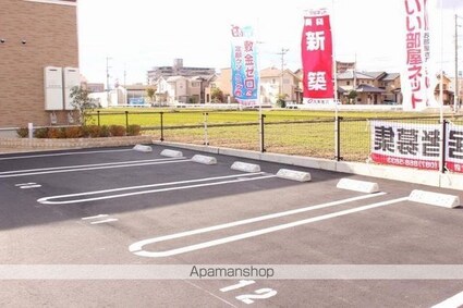 Ｐｏｒｔｅ　Ｒｅｇａｌｏ　Ⅰ[1LDK/45.82m2]の駐車場
