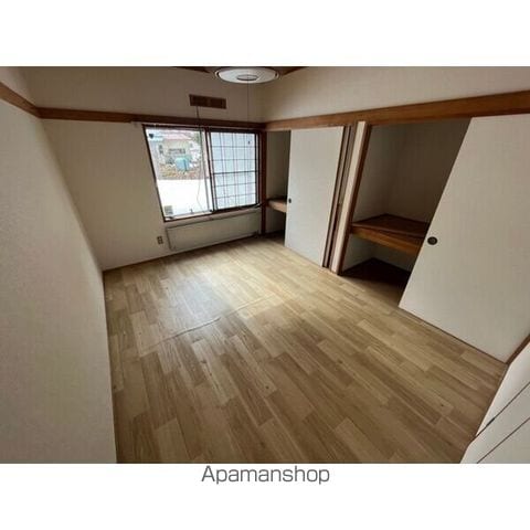 若草4丁目12-16貸家の内装写真