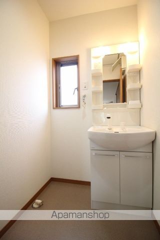 リバーサイド東畦A棟の内装写真