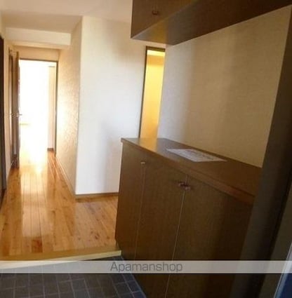 サーパス木太Ⅱ[2SLDK/78.23m2]の玄関