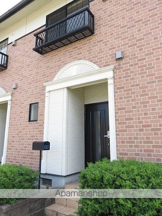 Ａｐｒｉｃｏｔ　Ｈｏｕｓｅ　Ａ・Ｂ[2DK/57.96m2]のエントランス1