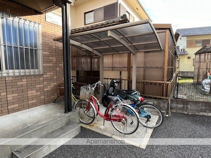 ファミーユ旭ヶ丘Ⅱ[1LDK/46.61m2]のエントランス1