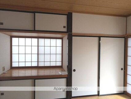 長野県長野市篠ノ井布施高田[3K/53.82m2]の収納