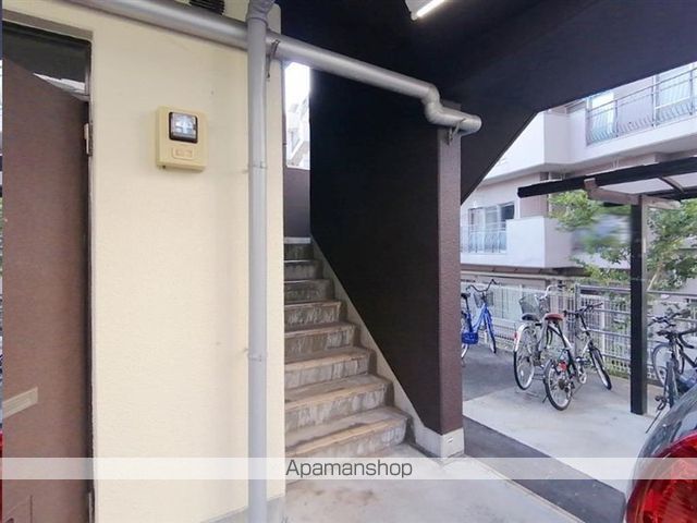 コーポ中島丁の玄関写真
