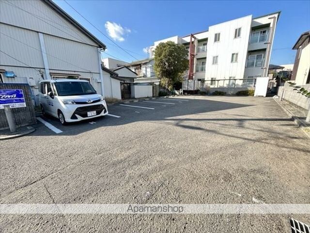 フォーチュネイト吹屋[3DK/57.24m2]の駐車場3