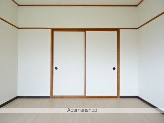 メゾングレースAの内装写真