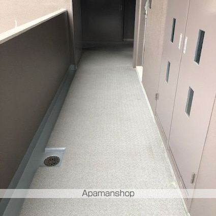 ｆｅｌｉｃｉａ　ｔｏｍｂｏｗ[1K/26.7m2]のエントランス