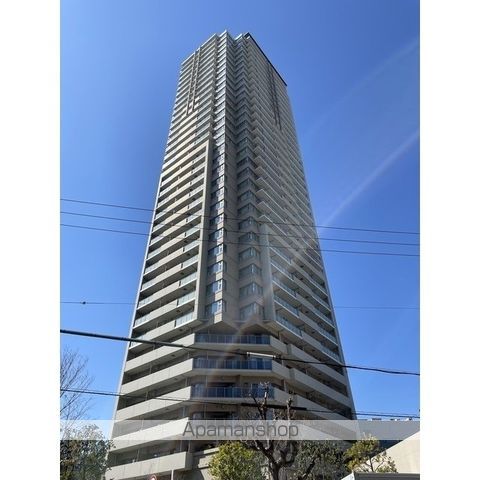 グランドメゾン上町台レジデンスタワーの外観写真
