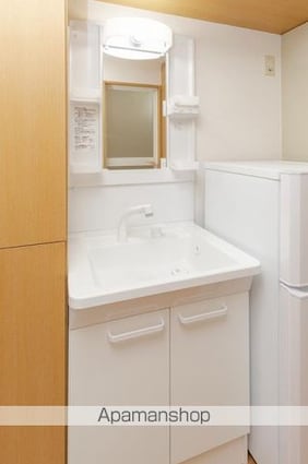 ドエール中央町[1K/34.14m2]の洗面所