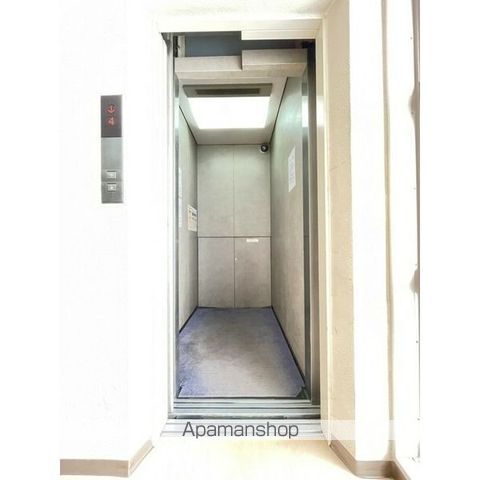 さんぱちBLDIの内装写真