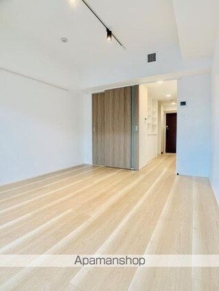 ＹＯＵ　Ｉ　ＣＯＵＲＴ[1K/25.25m2]のリビング・居間3