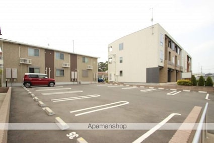 フローラ　Ｂ[1R/40.74m2]の駐車場