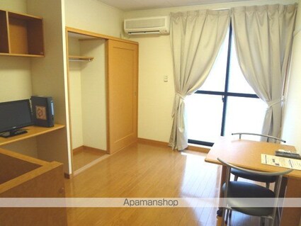 レオパレスサンシャイン[1K/22.7m2]のリビング・居間3