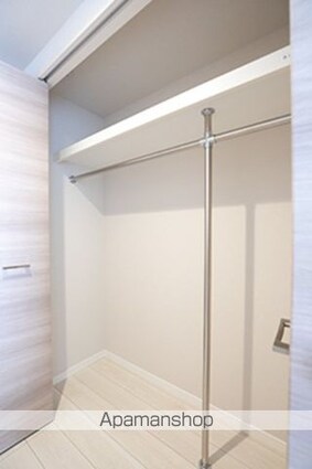 グロリアコート市川[1K/31.68m2]の収納