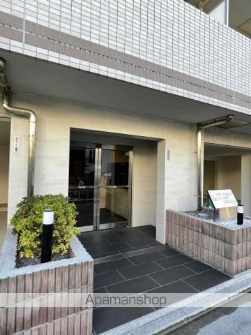 スカイコートパレス駒沢大学IIの玄関写真