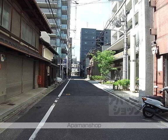 ライオンズマンション四条堀川の周辺写真