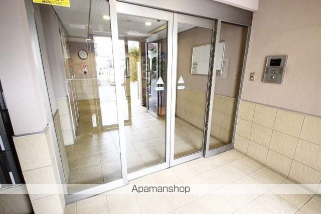 ドミール上福岡の玄関写真