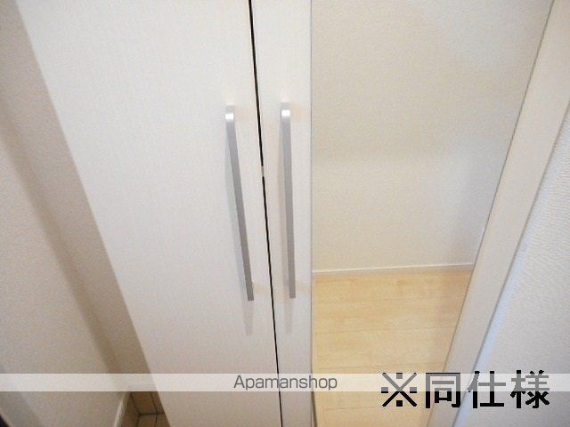 ＭＫガーデンテラス[1LDK/42.28m2]の玄関