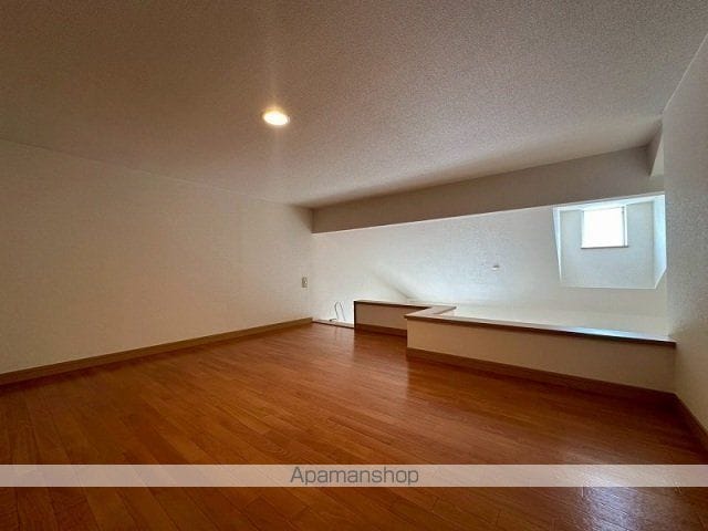 コンフォートベネフィス周船寺4の内装写真