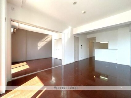 シュトランドコルブ[1LDK/50.32m2]のリビング・居間