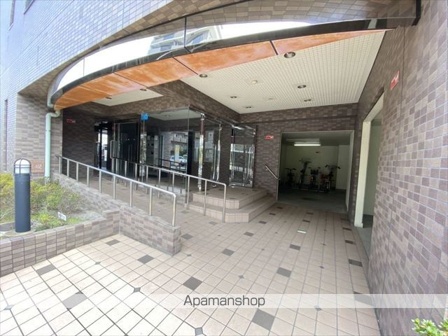 エタニティ・ヒロ・町田の玄関写真