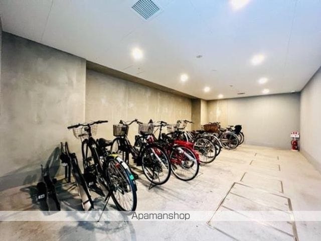Brillia ist 町屋の外観写真