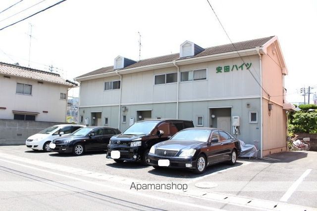 安田ハイツの外観写真
