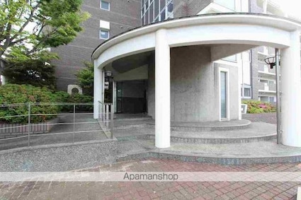 ユートピアヒルズ[3LDK/64.4m2]のエントランス