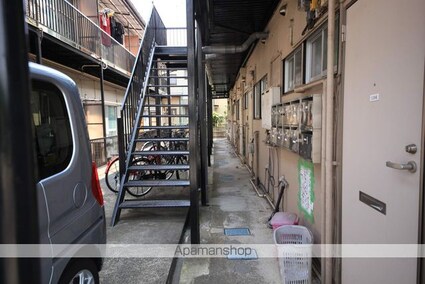 アースパックス２[1K/23m2]のエントランス