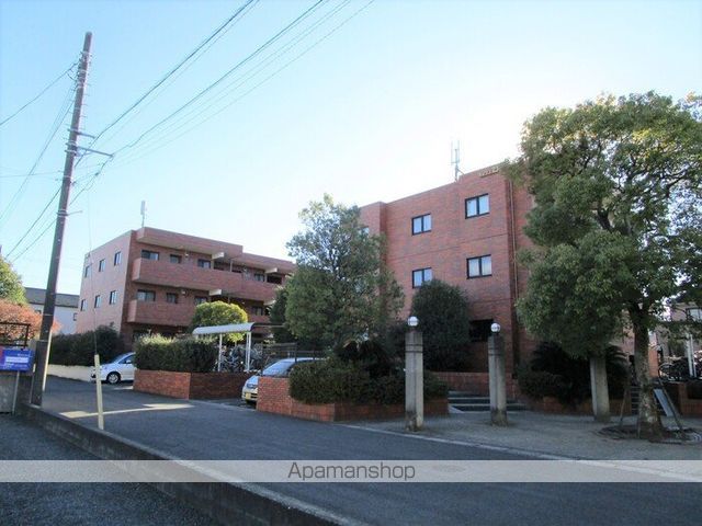 エムズ・アーク C棟の外観写真