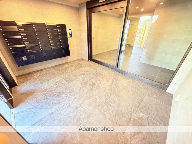 アリヴィス都島通の玄関写真