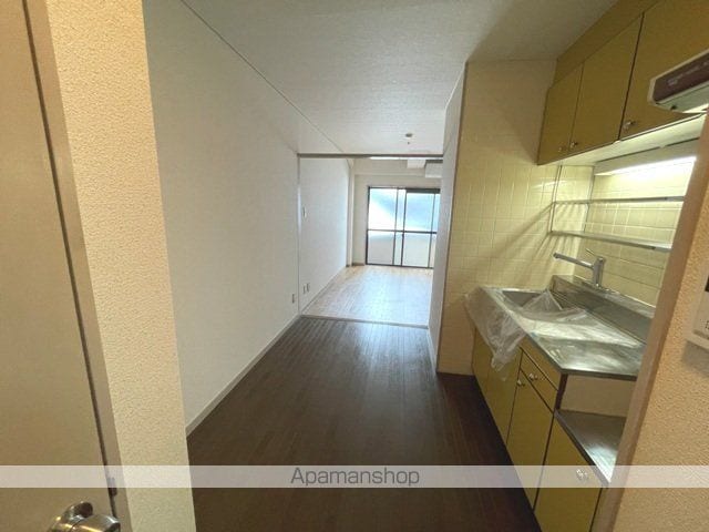 芥川ロイヤルマンションの内装写真