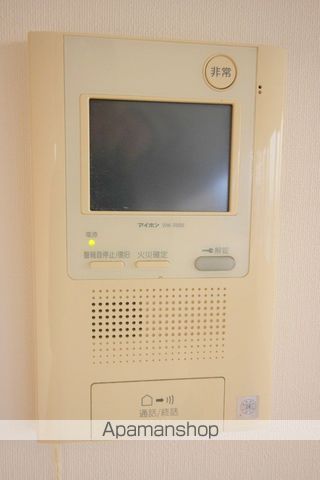 クロスレジデンス大阪新町の内装写真
