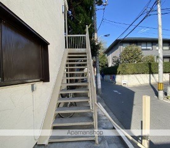 アイリス西赤羽の玄関写真