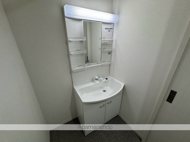 フォレスト新町IIIの内装写真