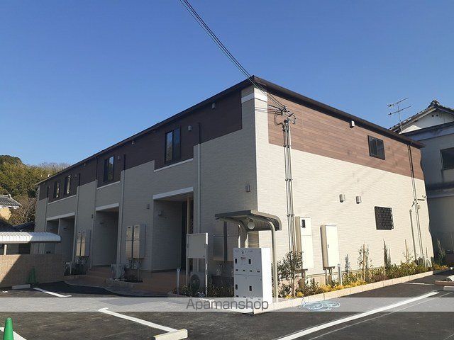 ラペーシュ神田の外観写真