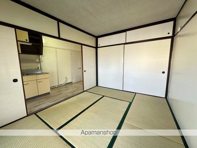高陽真亀団地１号棟[3DK/61.36m2]の内装1