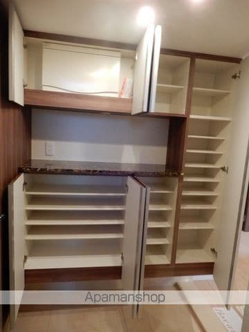 レジディア徳川の内装写真