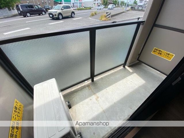 香川県高松市楠上町２丁目[1K/22.4m2]のバルコニー