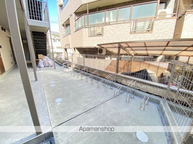 クレスト十条 B棟の外観写真