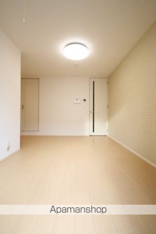 【ＤーＲＯＯＭ大橋の内装1】