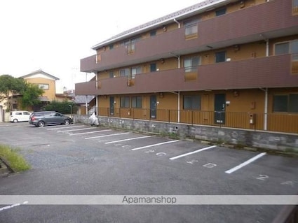 グランハイムＧｅＯ[3DK/51m2]の駐車場