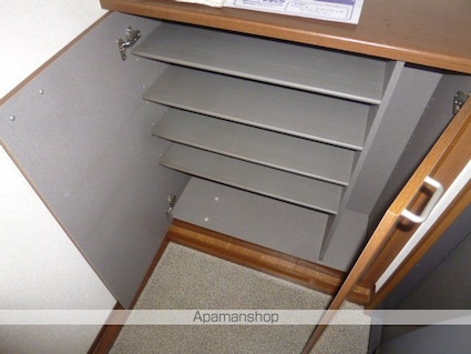 ドミールエフティ[2LDK/50.07m2]の玄関