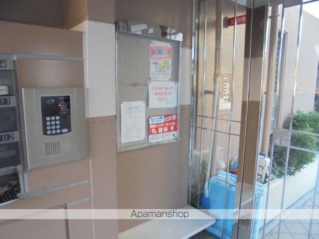 ツインアルカディアの玄関写真
