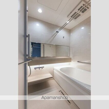 グランフォルトゥーナ久我山[2LDK/70.88m2]のバス