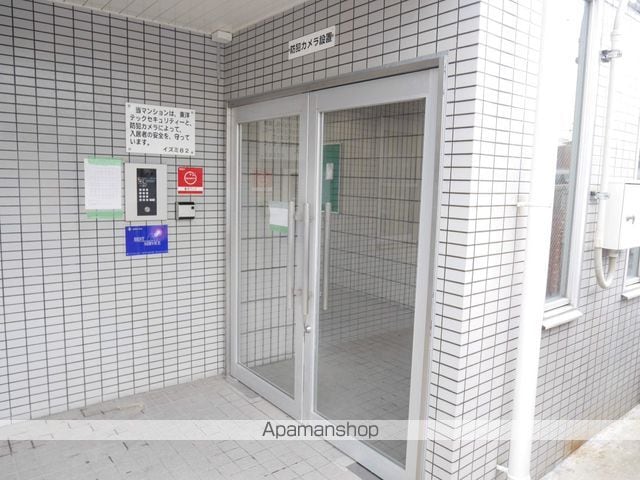 イズミ82の玄関写真