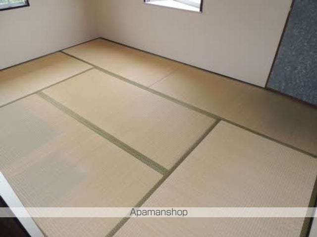 フレグランス阿賀南 D棟の内装写真