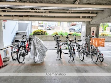 メゾン栗田[1R/24.08m2]の共用部1